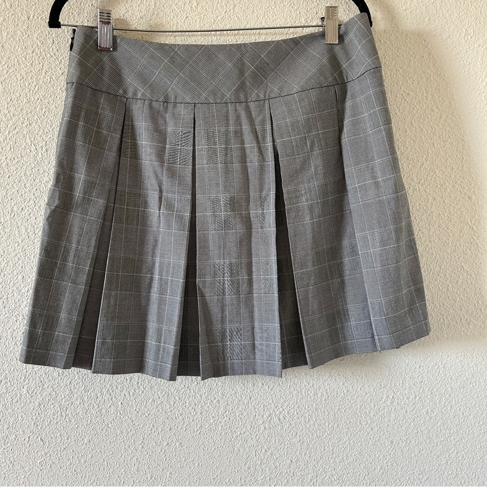 Express Glen Print Plaid Pleated Skirt Women’s 8 Gray Cutesy Girlie Preppy Party